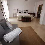 25 Villa *