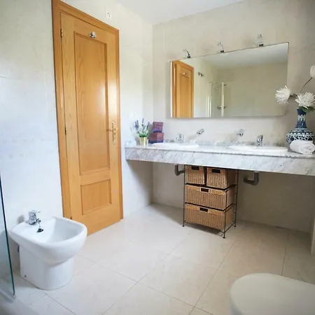 25 Villa